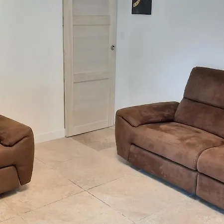 Chez Christophe Apartment *